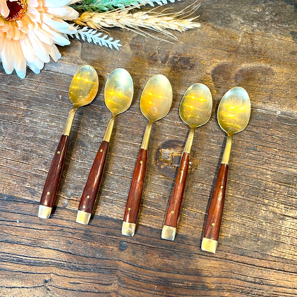 🎁 4/$25 - VINTAGE Thai bronze & wood teaspoons - set of 5 - 1950’s
